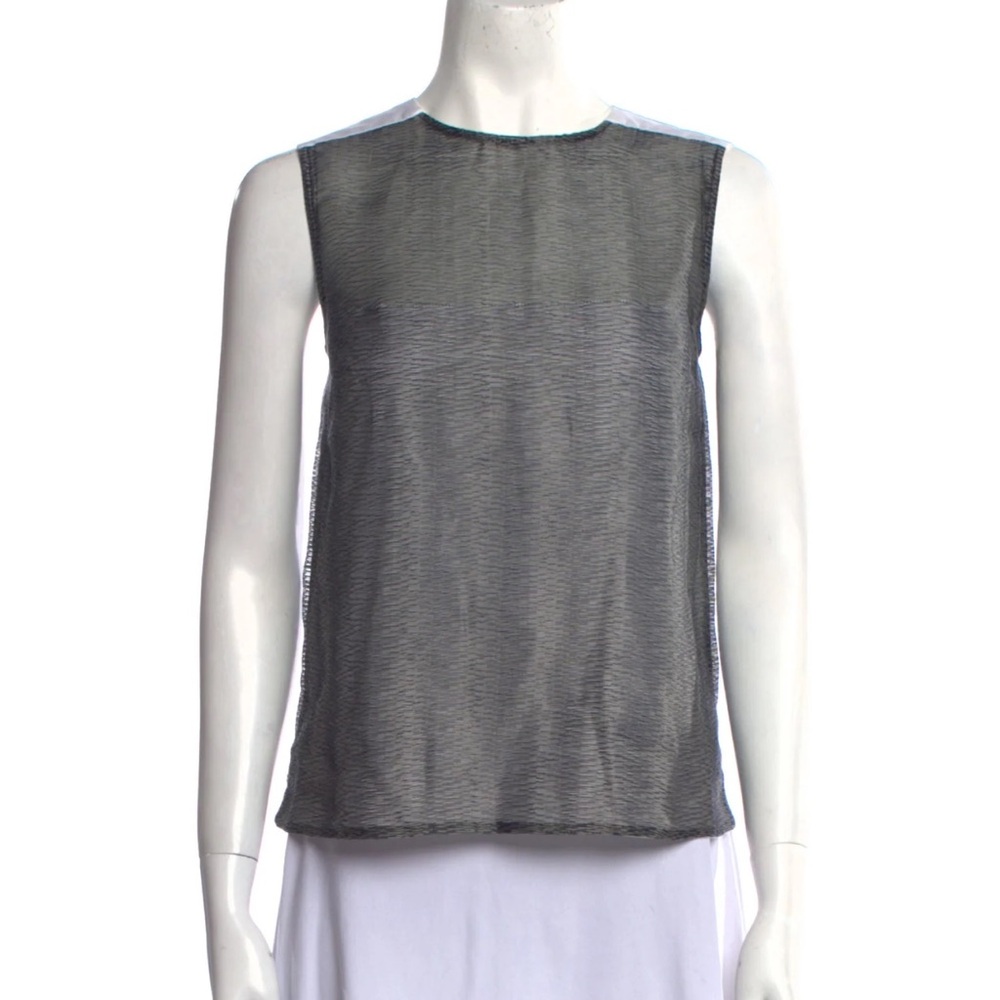 MAISON KITSUNÉ
Crew Neck Sleeveless Top
Size: US6, FR38